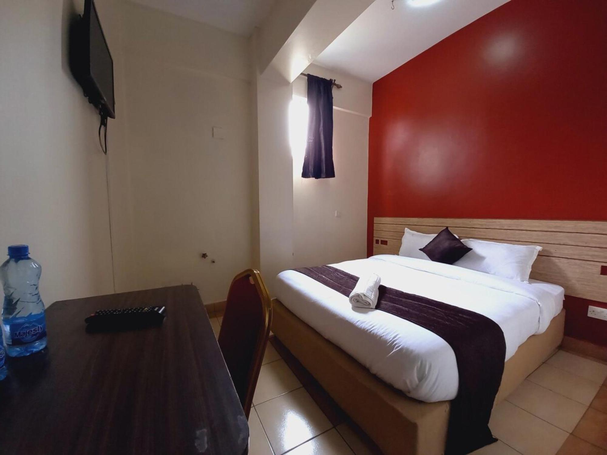 Fahari Bliss Hotel Nairobi Esterno foto